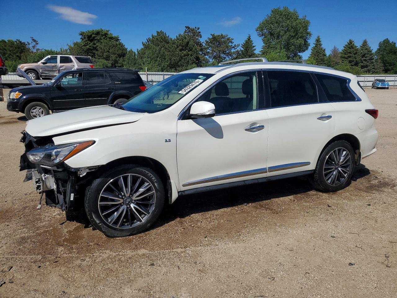 Salvage INFINITI Qx Image