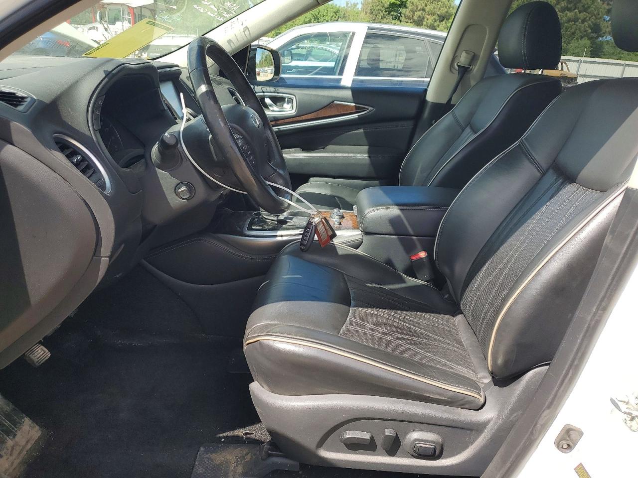 INFINITI Qx Luxe