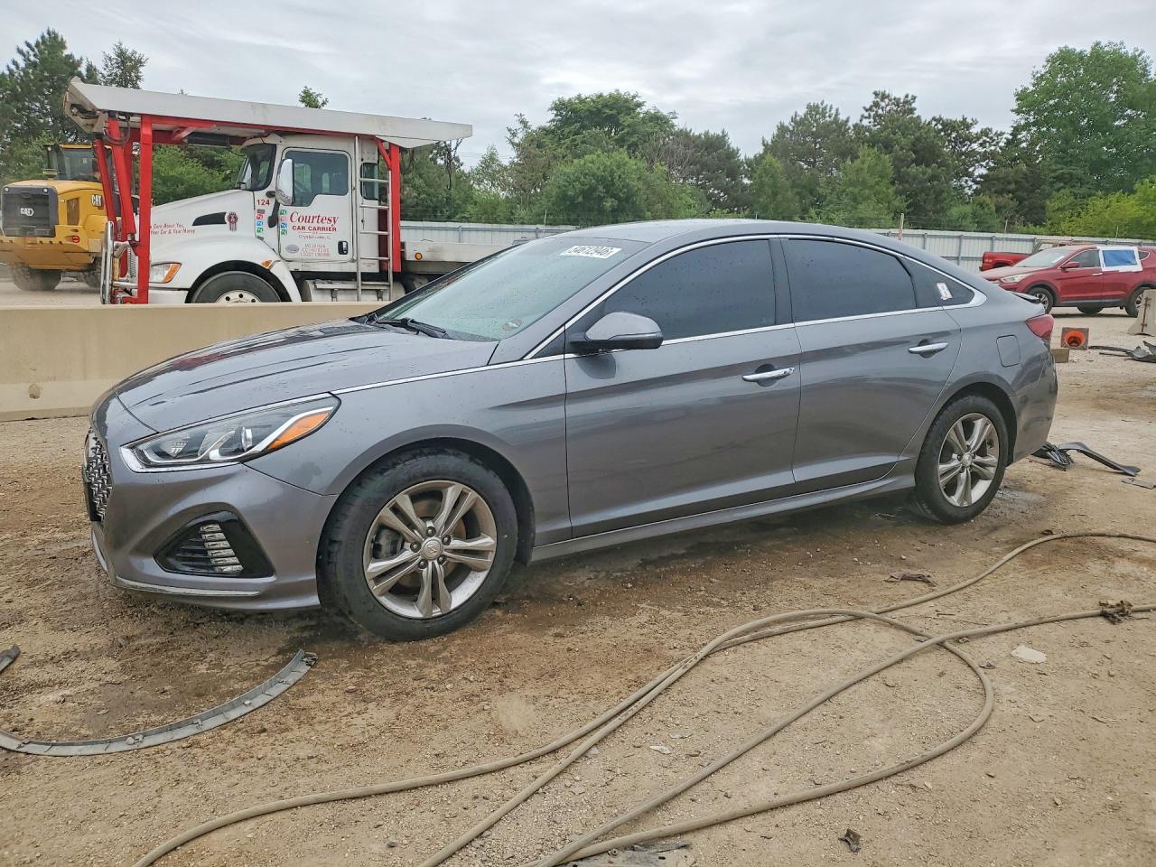 Salvage Hyundai SONATA Image