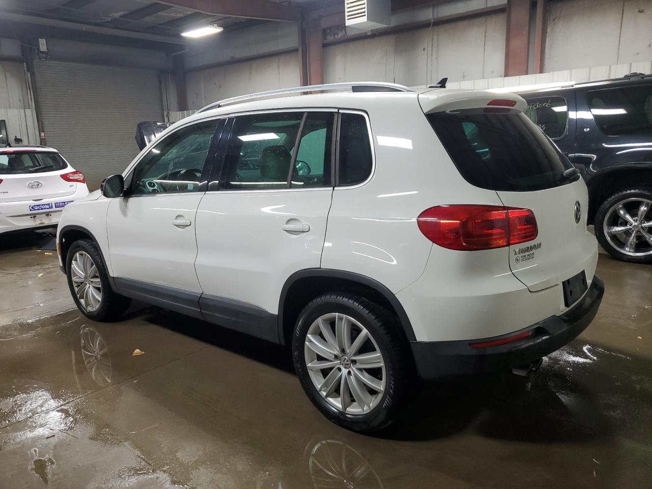Volkswagen Tiguan S