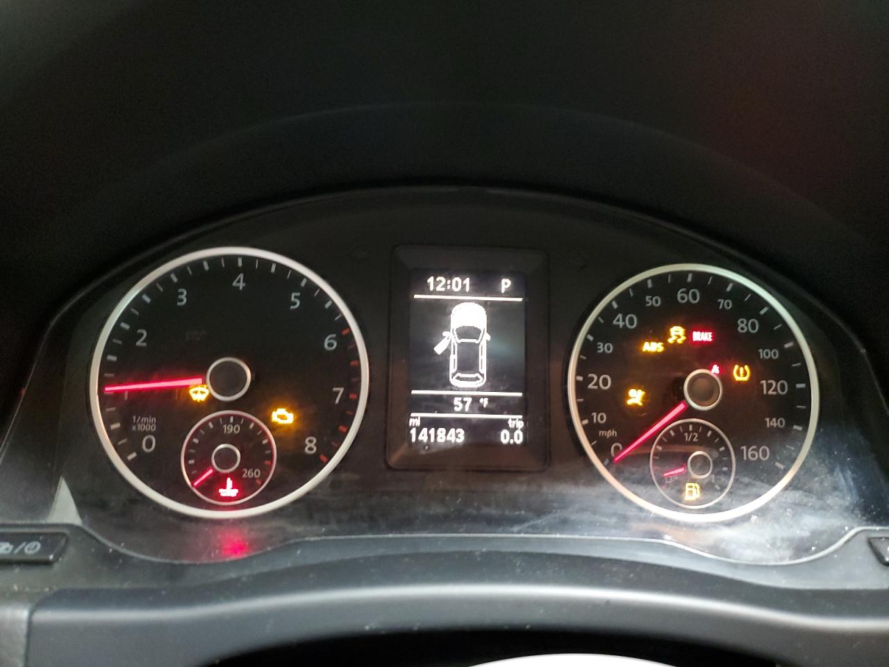 Volkswagen Tiguan S