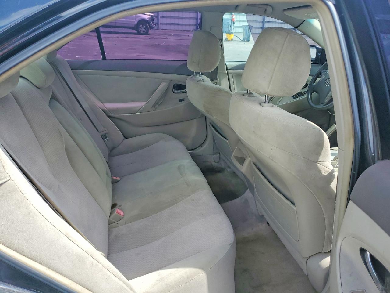 Toyota Camry Base