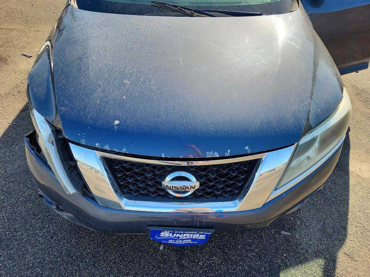 Nissan Pathfinder Sv