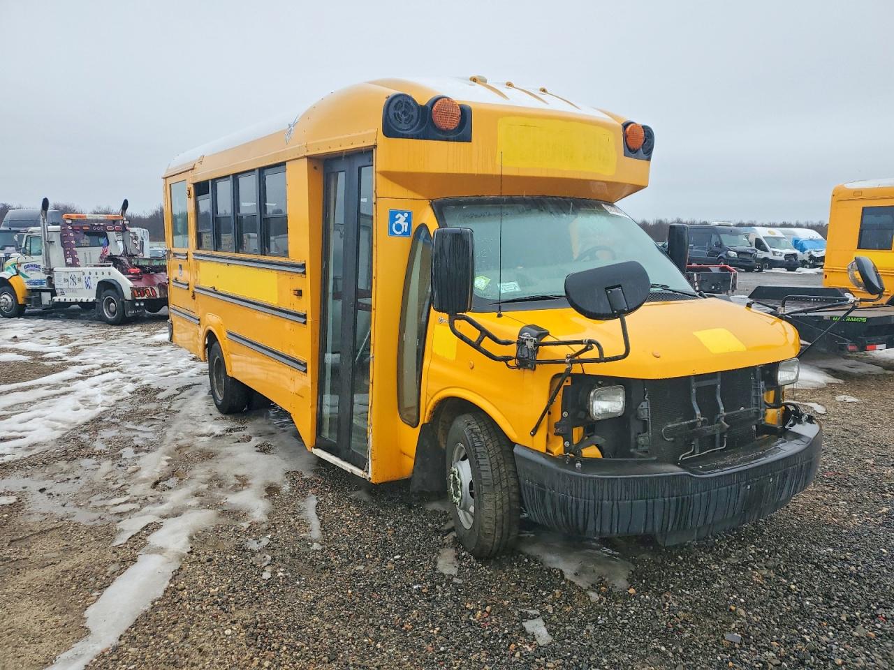 Salvage Chevrolet Minotour G Image