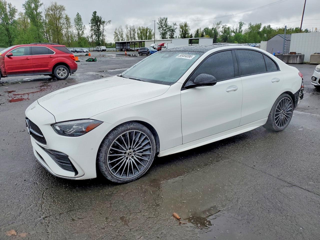 Salvage Mercedes-Benz C-Class Image
