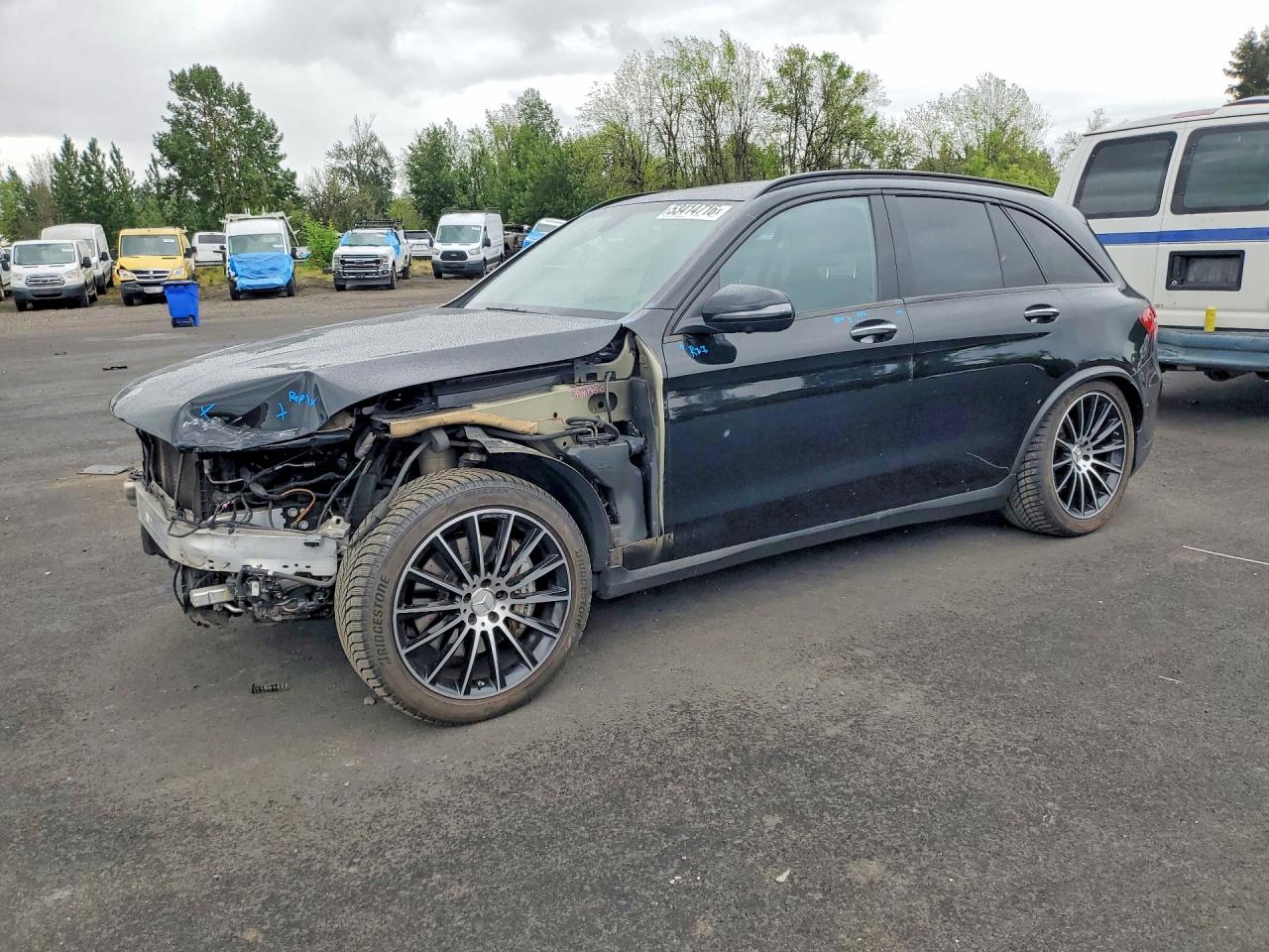 Salvage Mercedes-Benz GLC Image