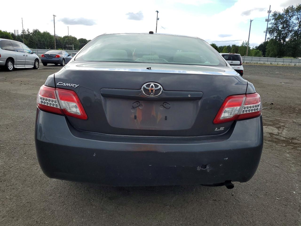 Toyota Camry Le