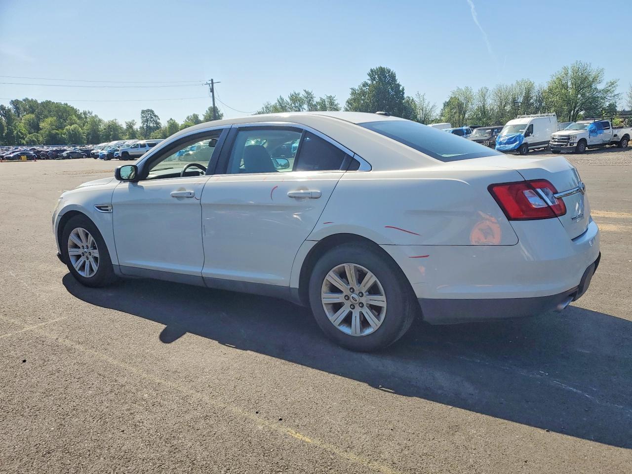 Ford Taurus Se