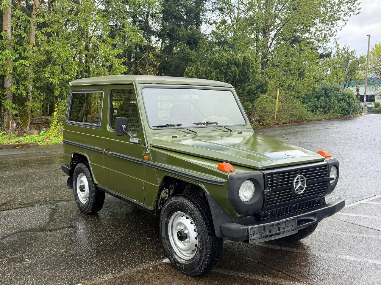 Salvage Mercedes-Benz 230-class Image