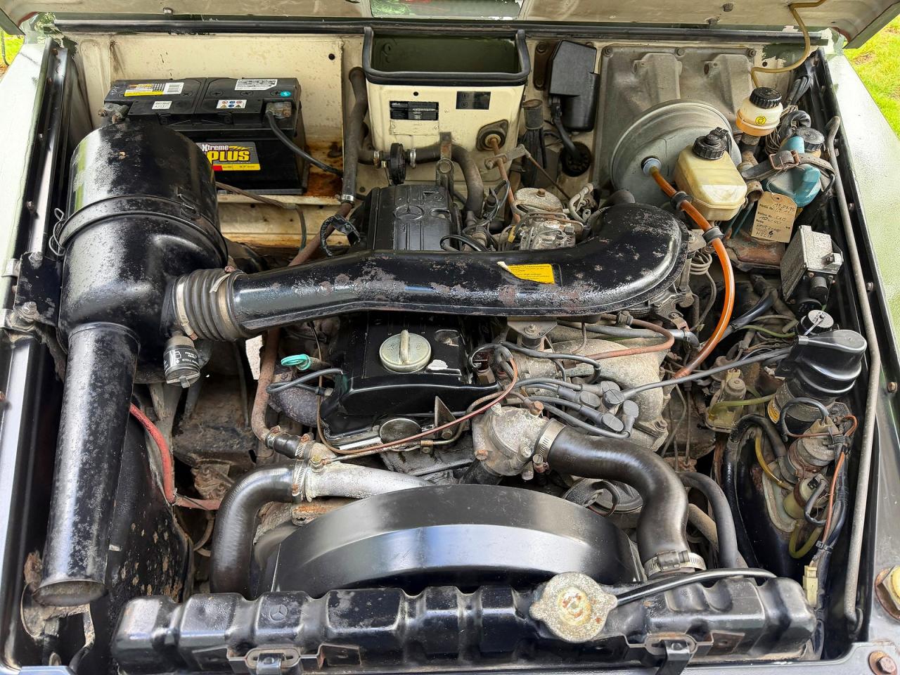 Mercedes-Benz 230-class
