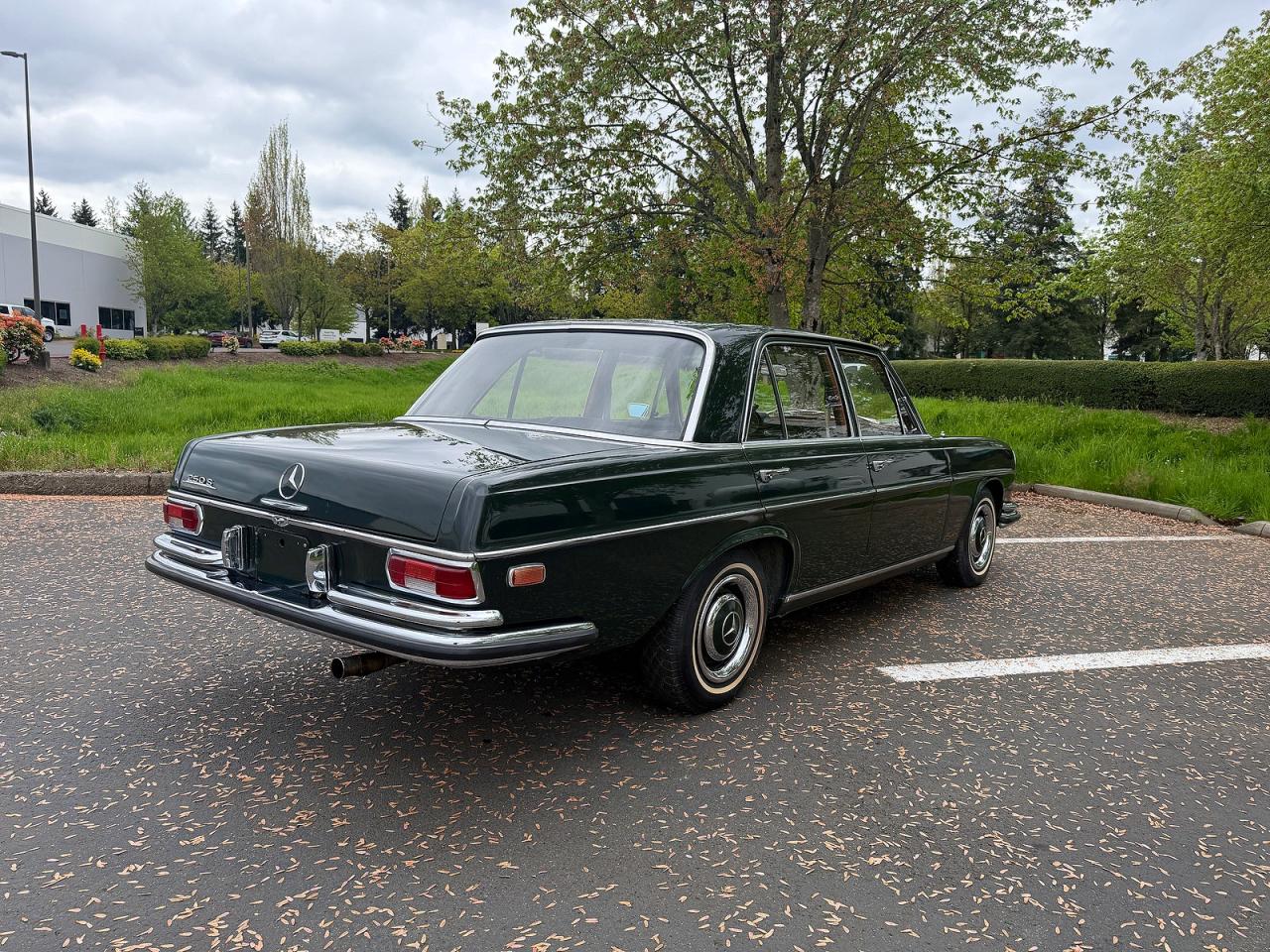 Mercedes-Benz 250-class