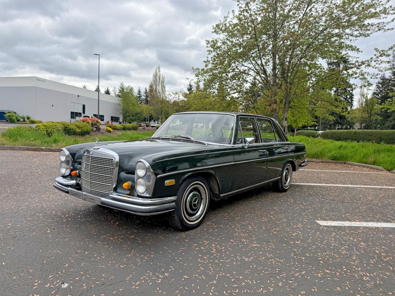 Mercedes-Benz 250-class