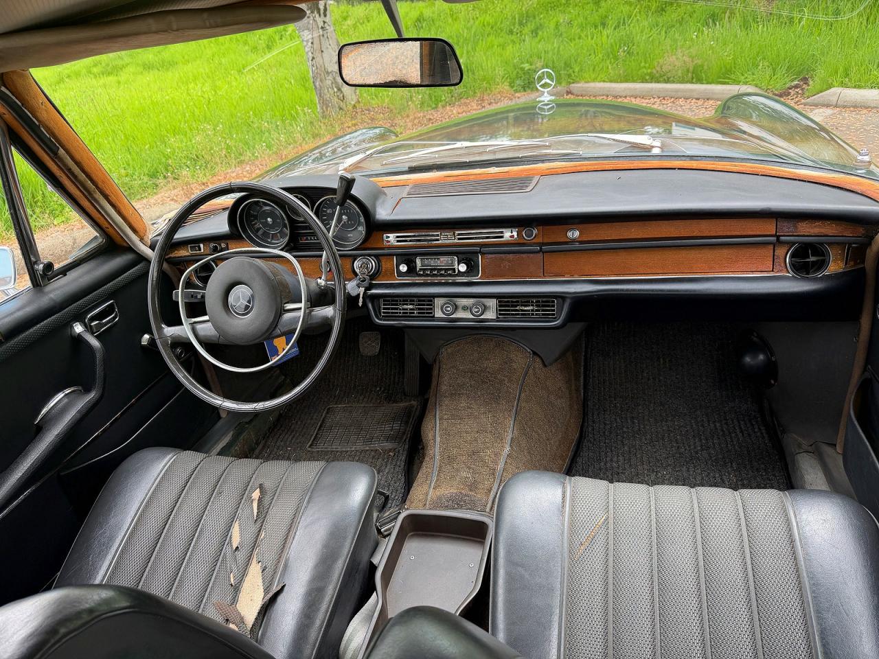 Mercedes-Benz 250-class