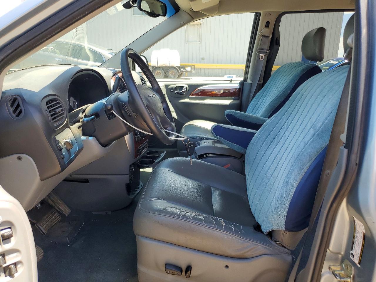 Chrysler Minivan