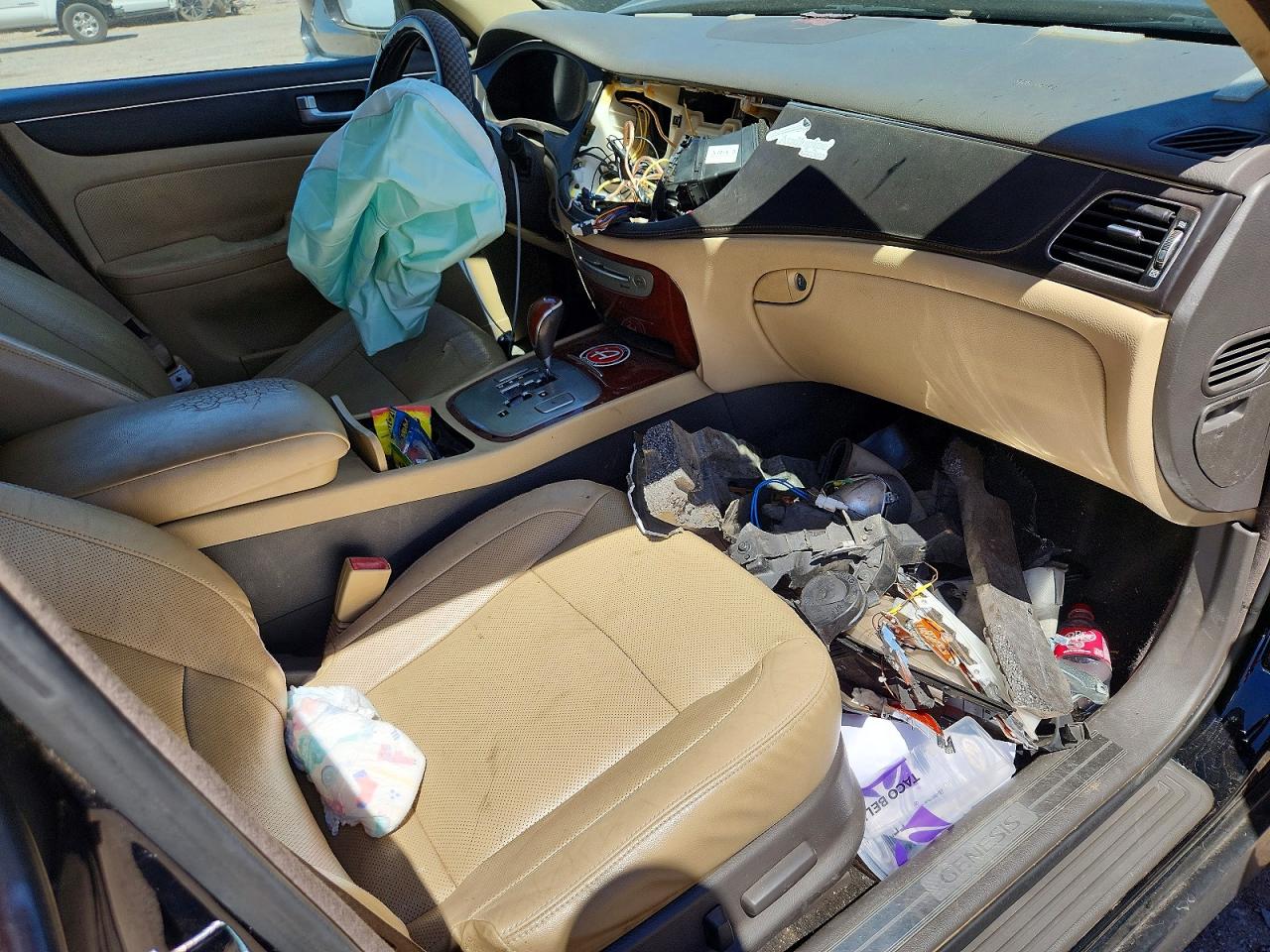 Hyundai Genesis 3.8l
