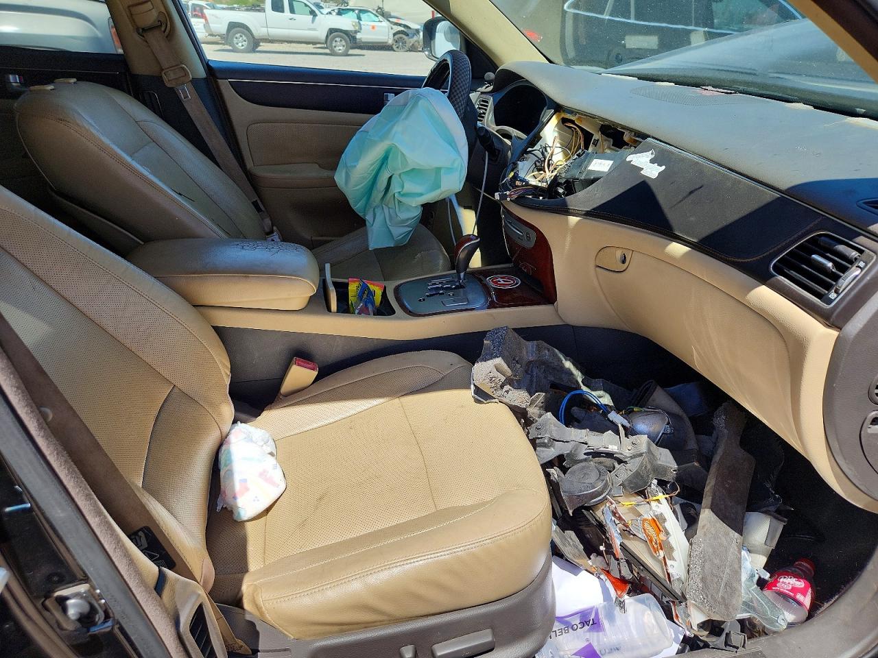 Hyundai Genesis 3.8l