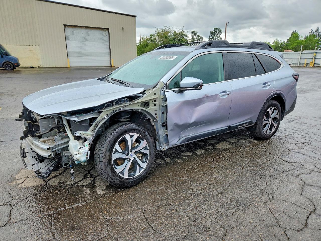 Salvage Subaru Outback Image