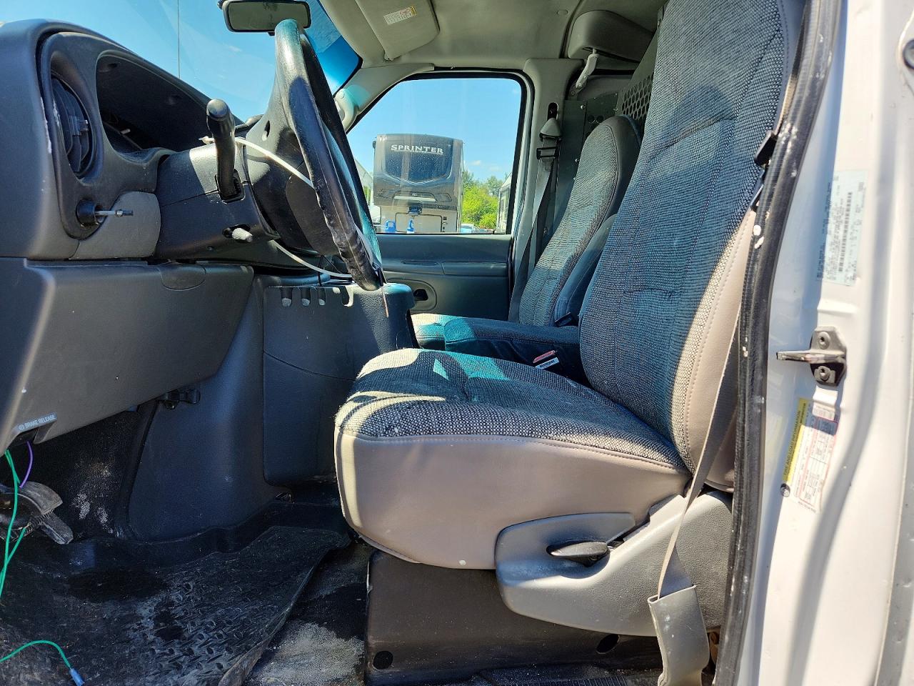 Ford Econoline E150 Van