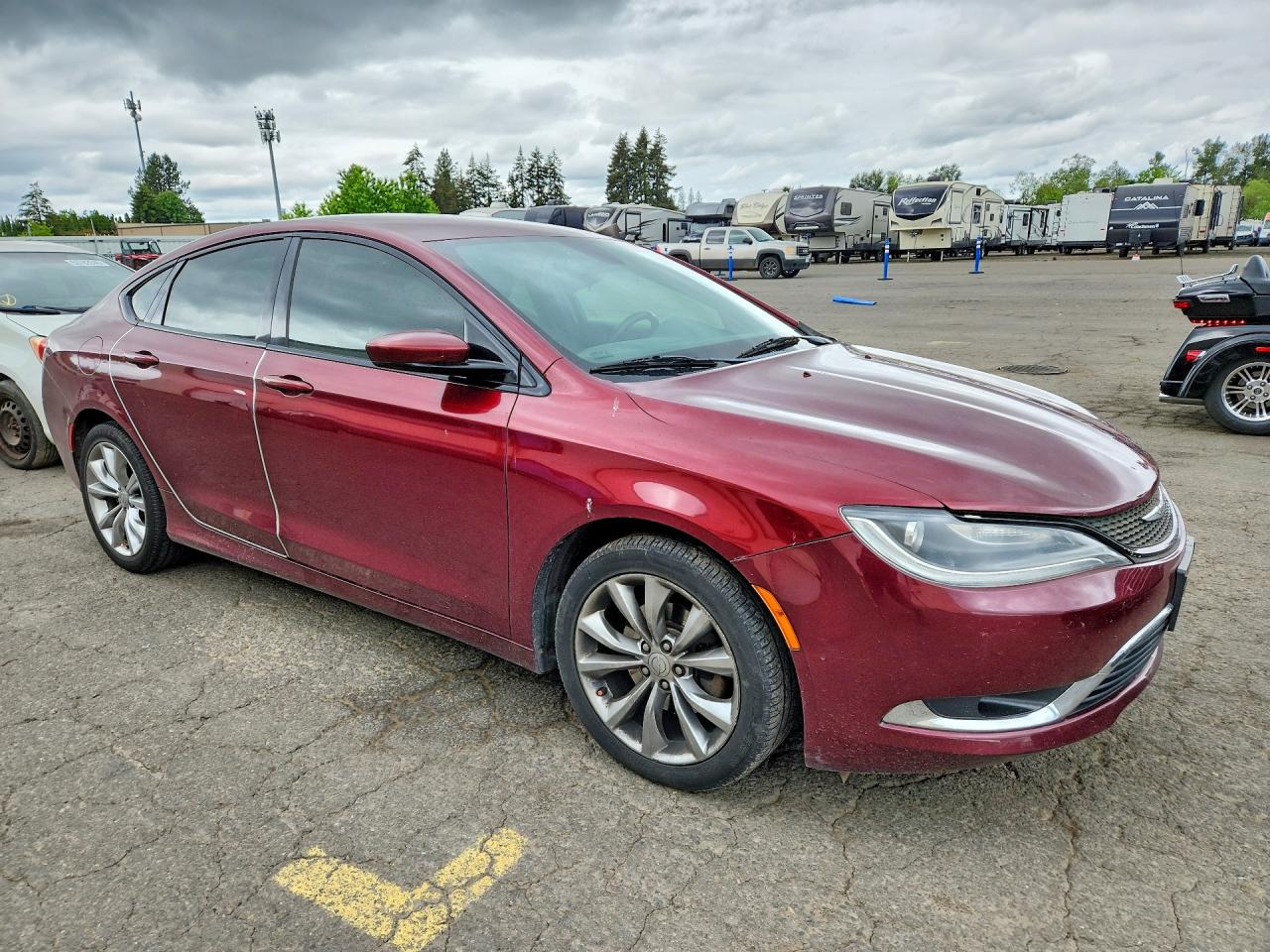 Chrysler 200 4d 4wd