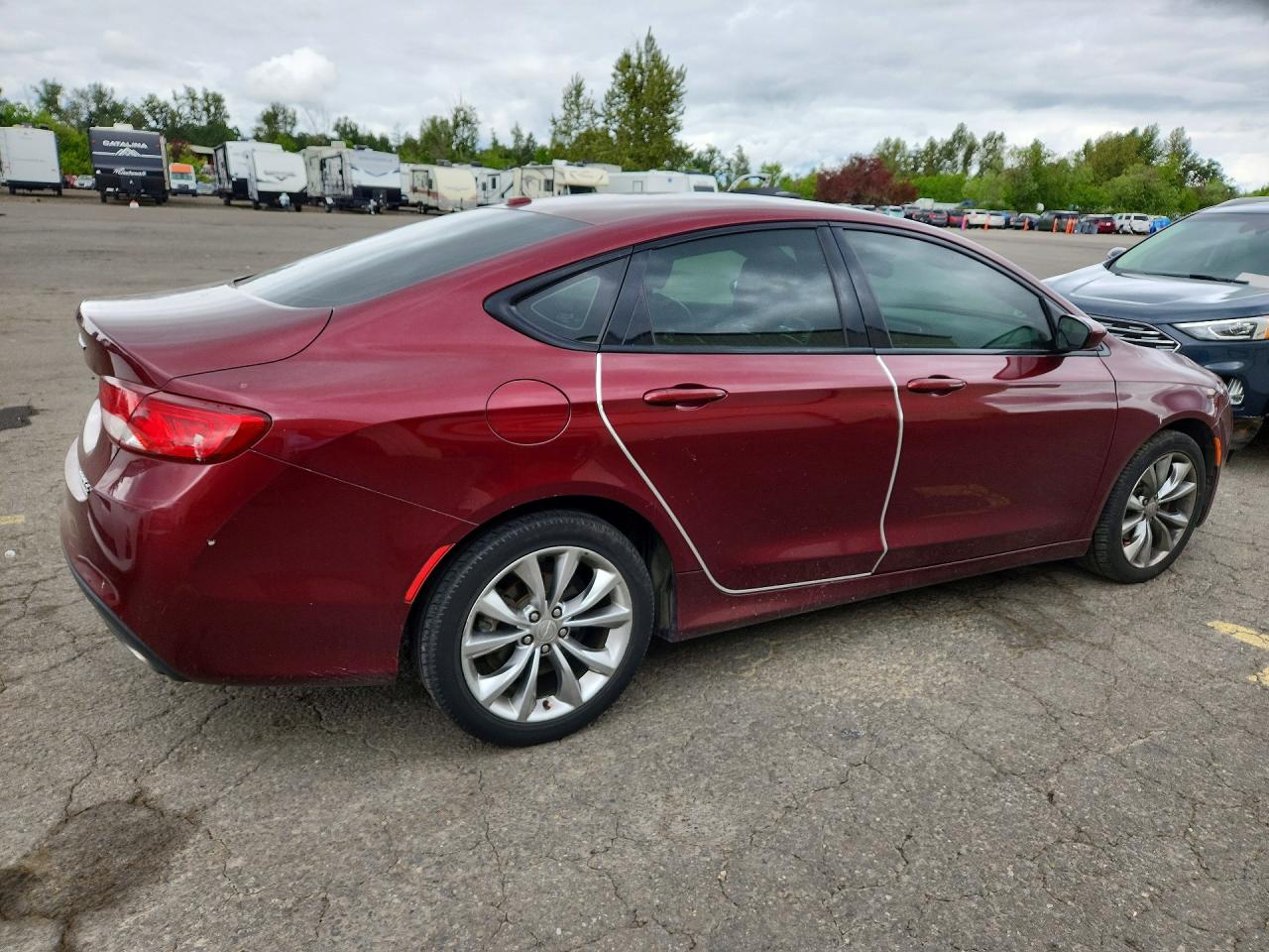 Chrysler 200 4d 4wd