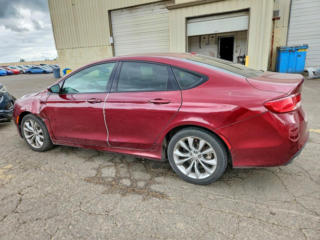 Chrysler 200 4d 4wd