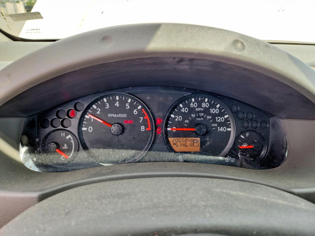 Nissan Frontier S
