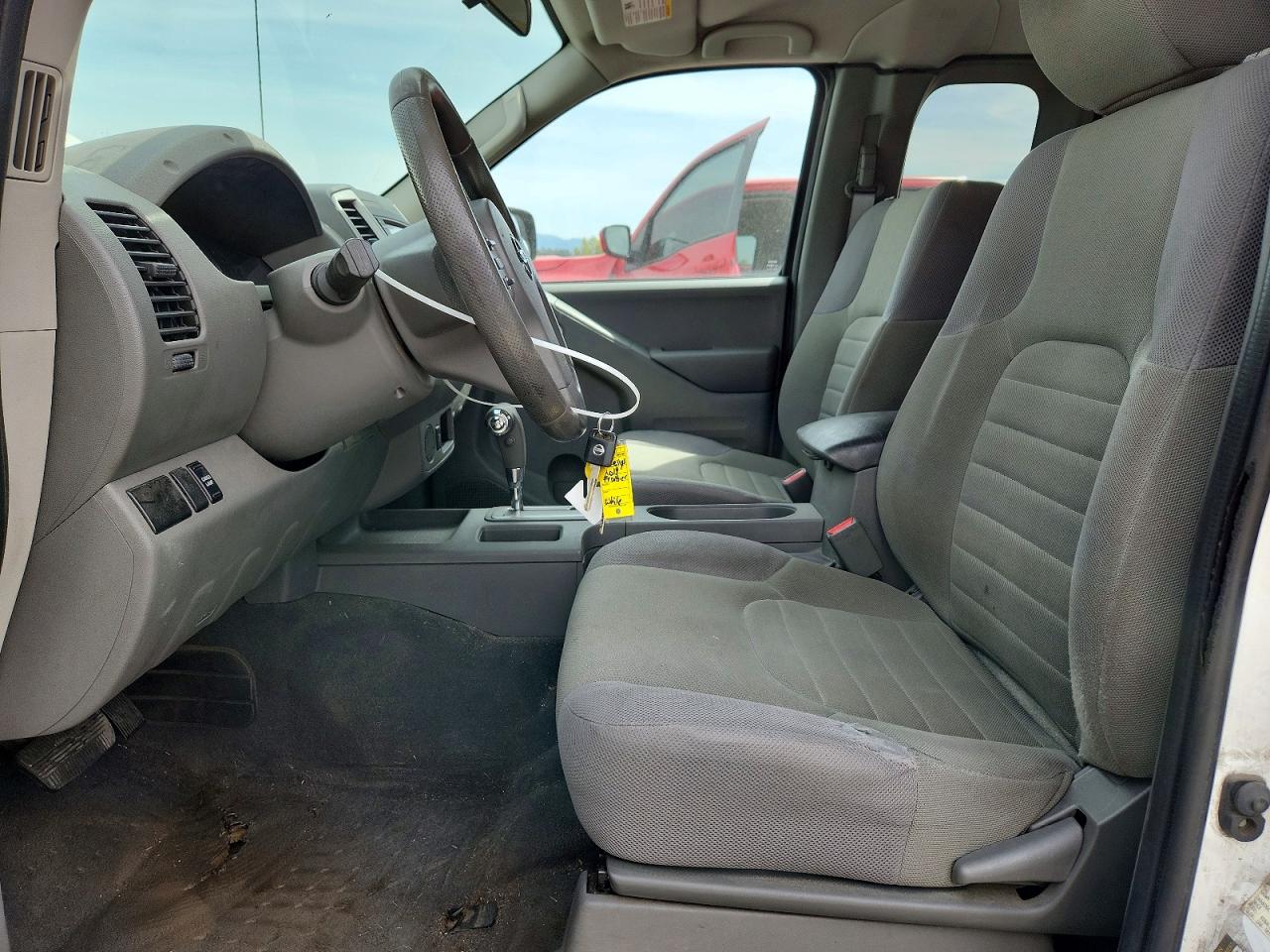 Nissan Frontier S