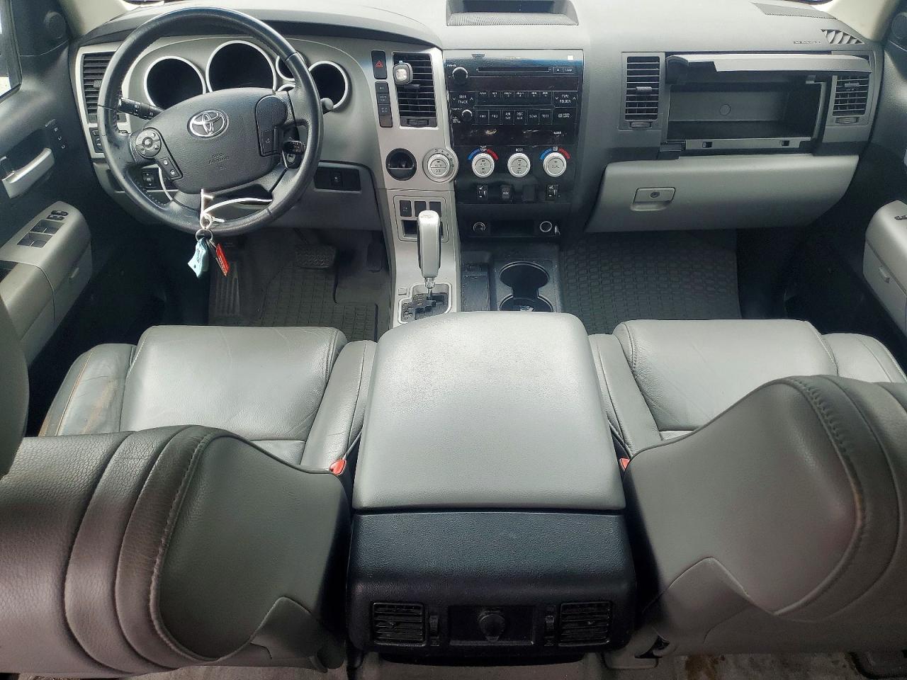Toyota Tundra Crewmax Limited