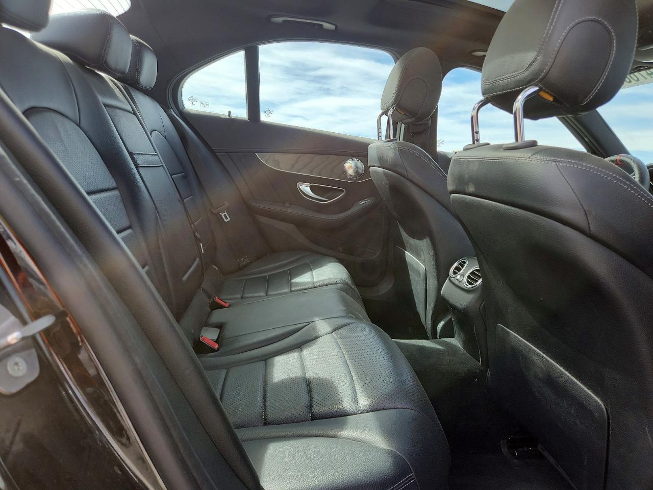 Mercedes-Benz C-Class 300 4matic