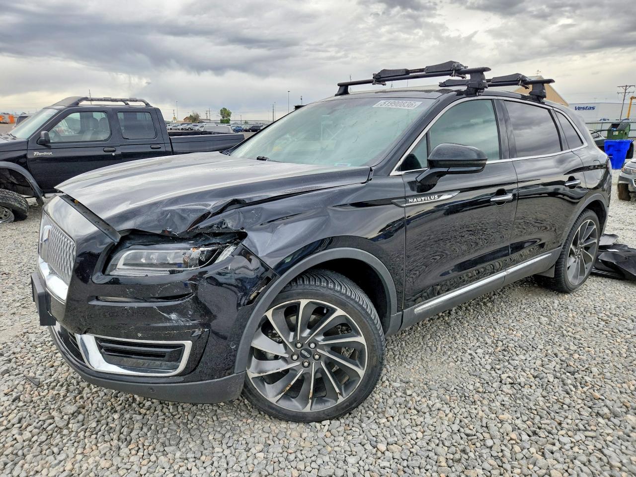 Salvage Lincoln Nautilus Image