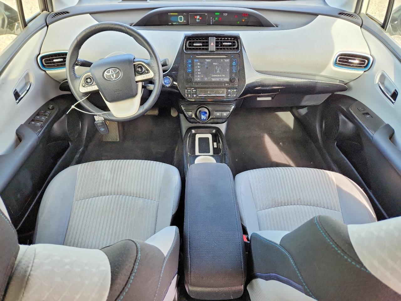 Toyota Prius Three