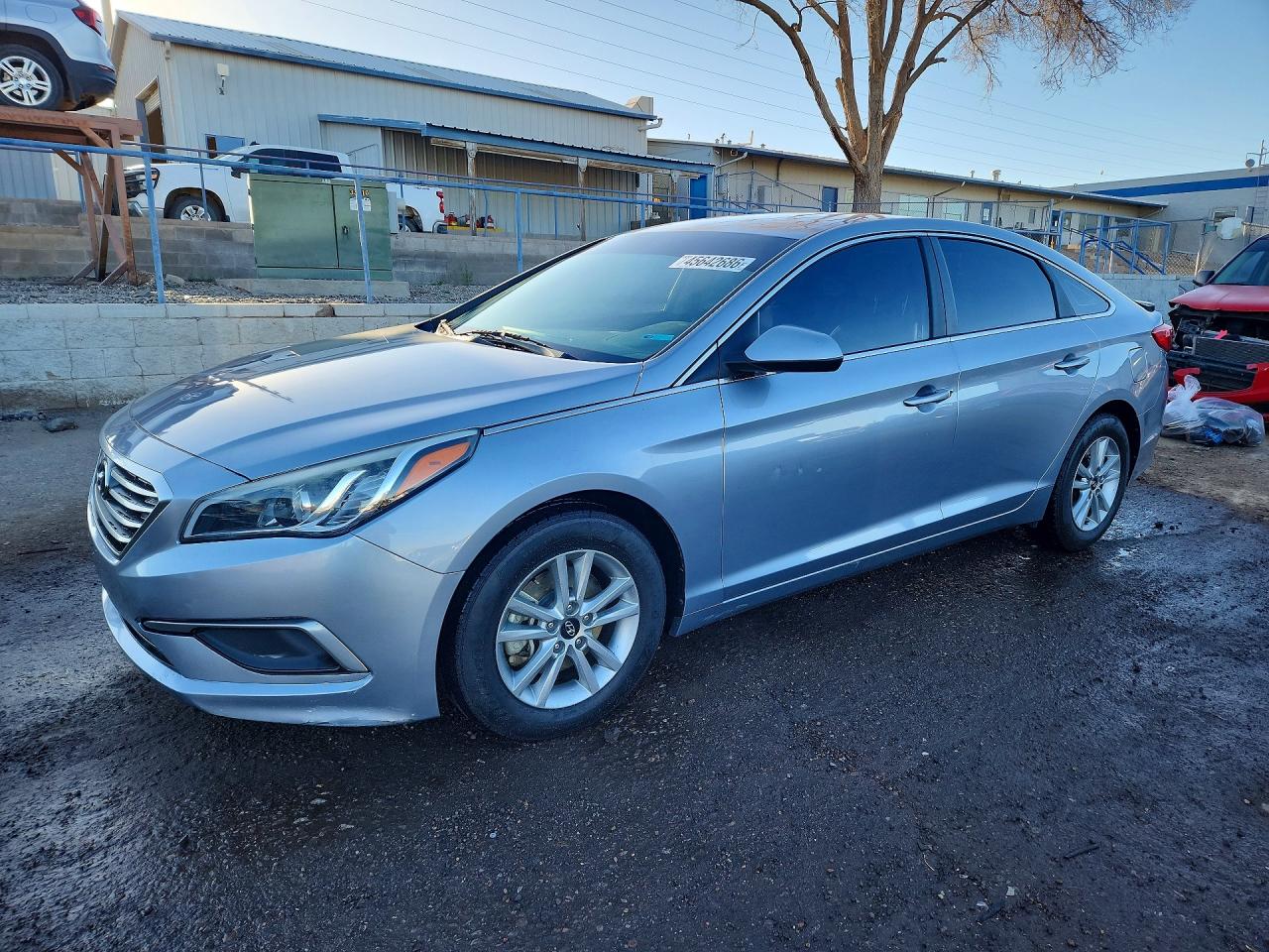 Salvage Hyundai SONATA Image