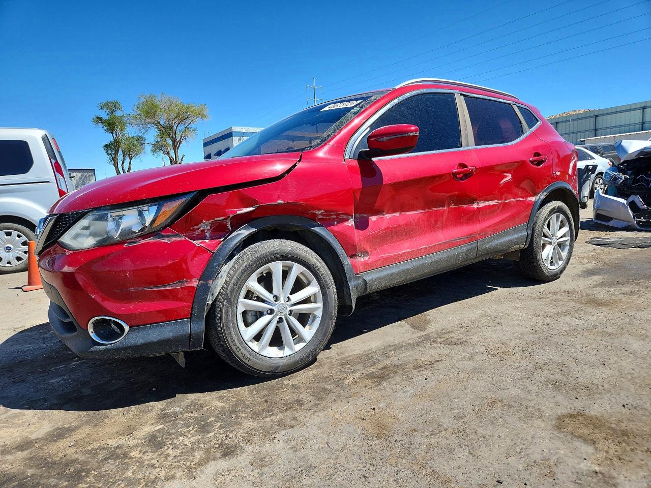 Salvage Nissan Rogue Image