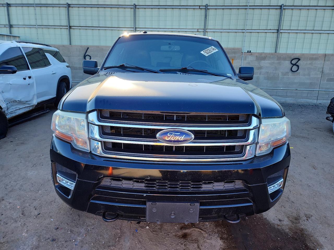 Ford Expedition El Xlt