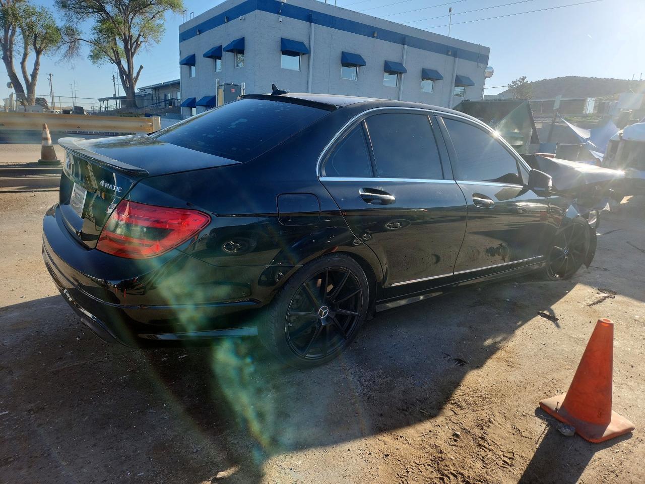 Mercedes-Benz C-Class 300 4matic