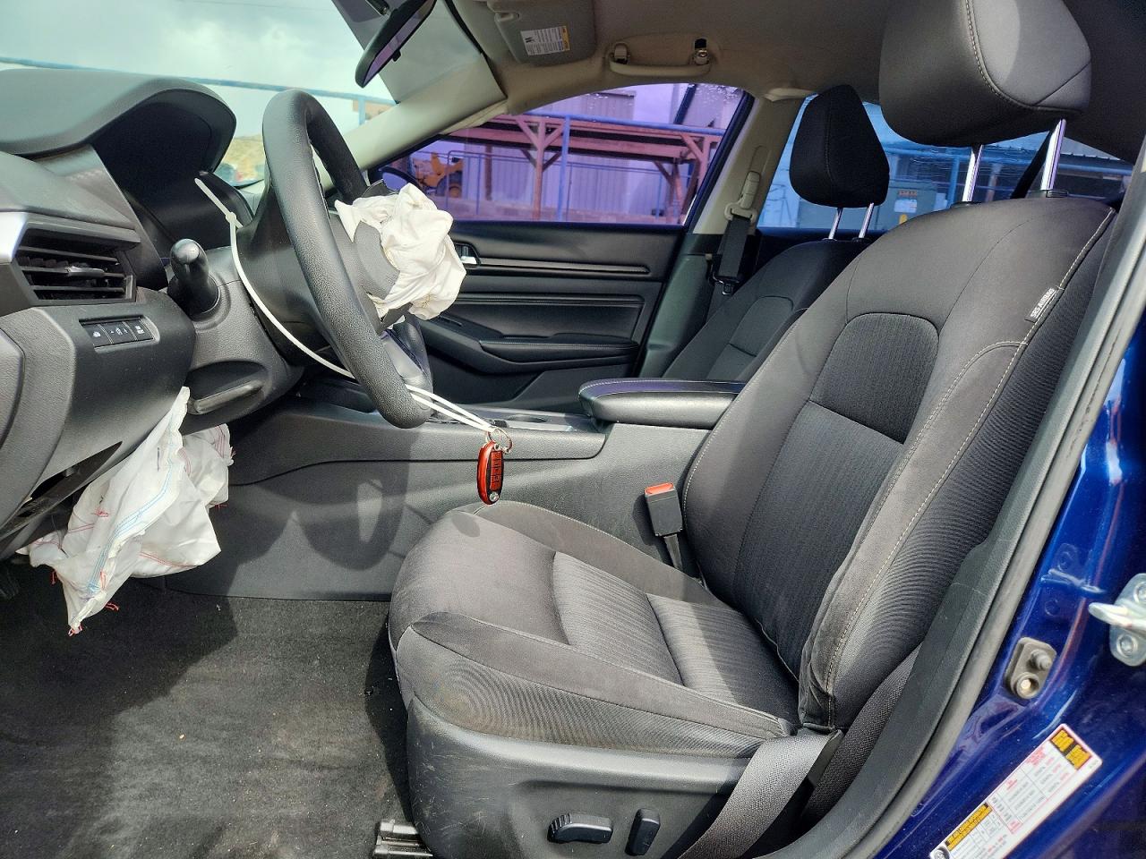 Nissan Altima S
