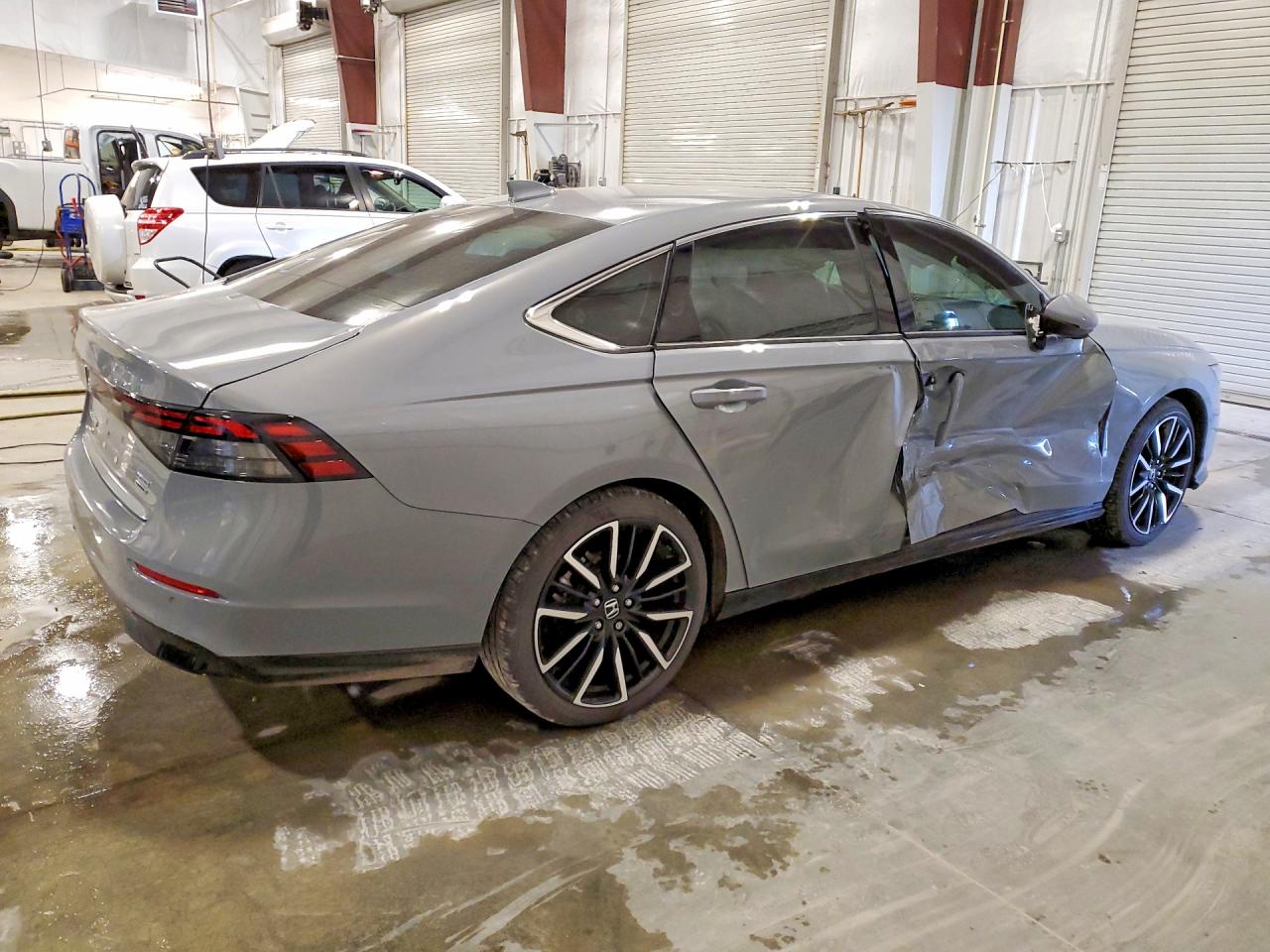Honda Accord Touring Hybrid