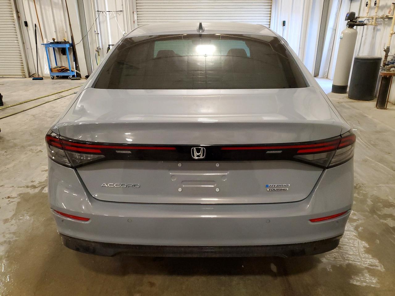 Honda Accord Touring Hybrid