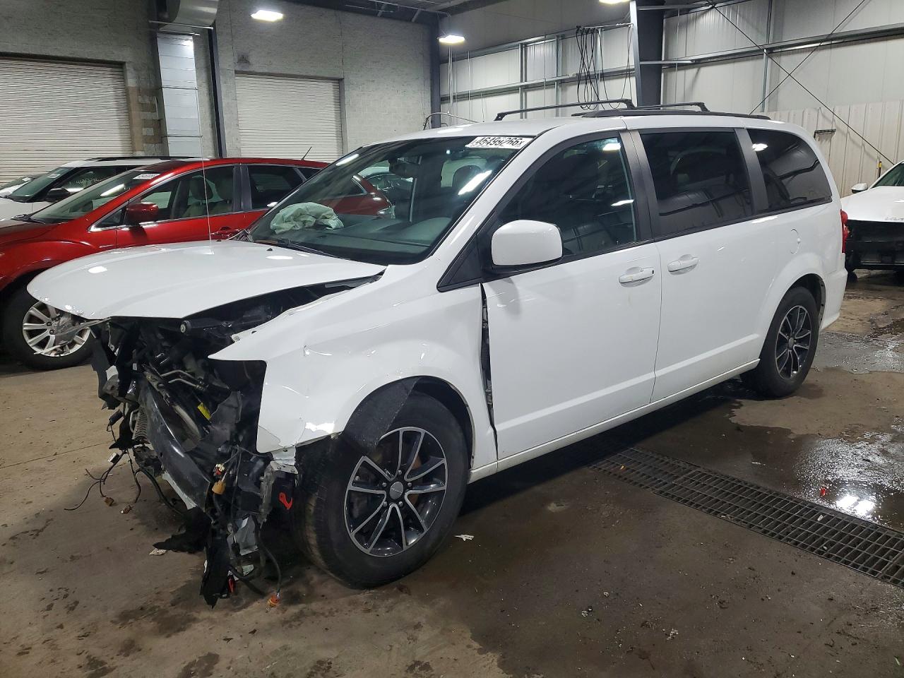Salvage Dodge Caravan Image