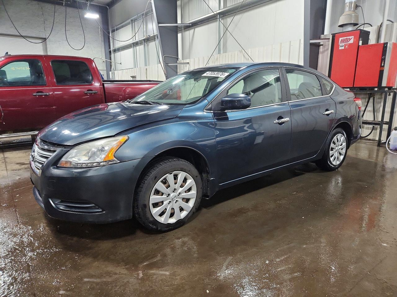 Salvage Nissan Sentra Image