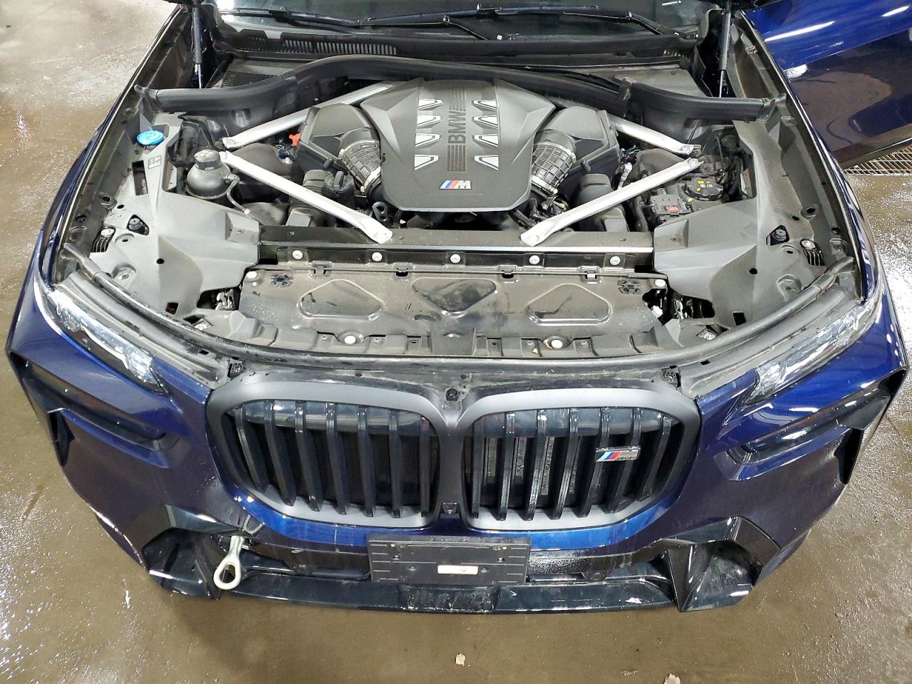 BMW X Series M60i