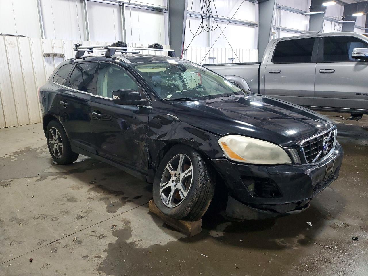 Volvo XC60 T6
