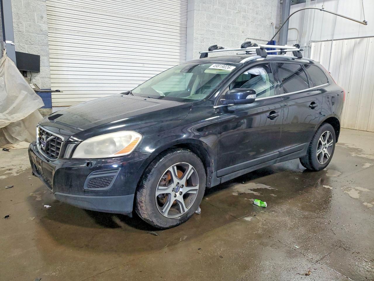 Salvage Volvo XC60 Image