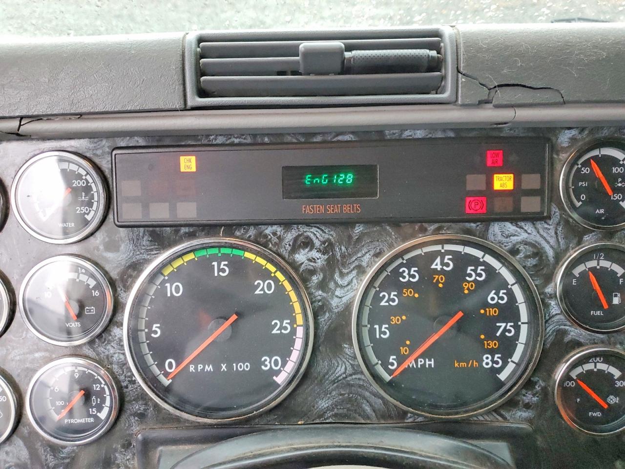 Freightliner Conventional Columbia