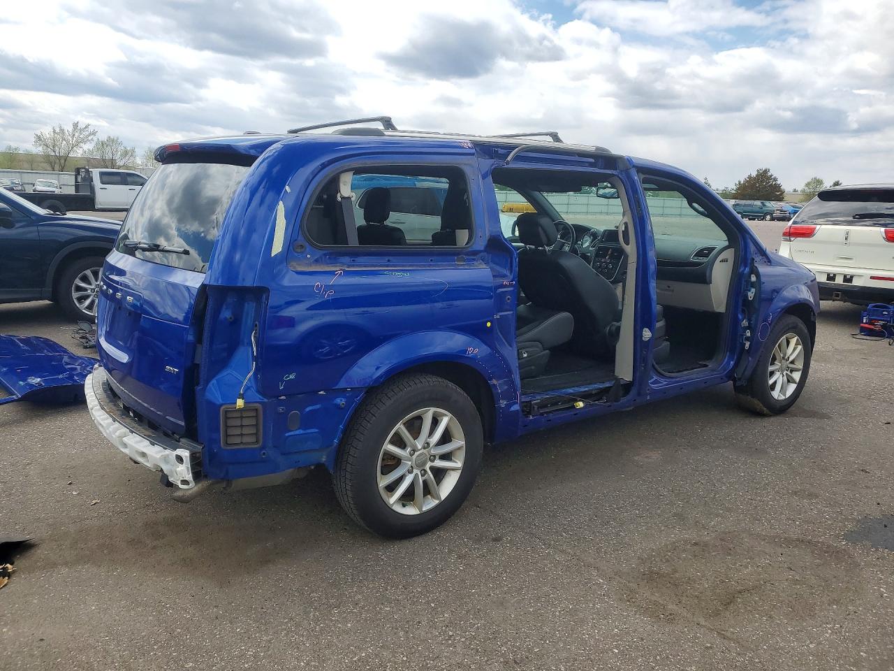 Dodge Caravan Sxt