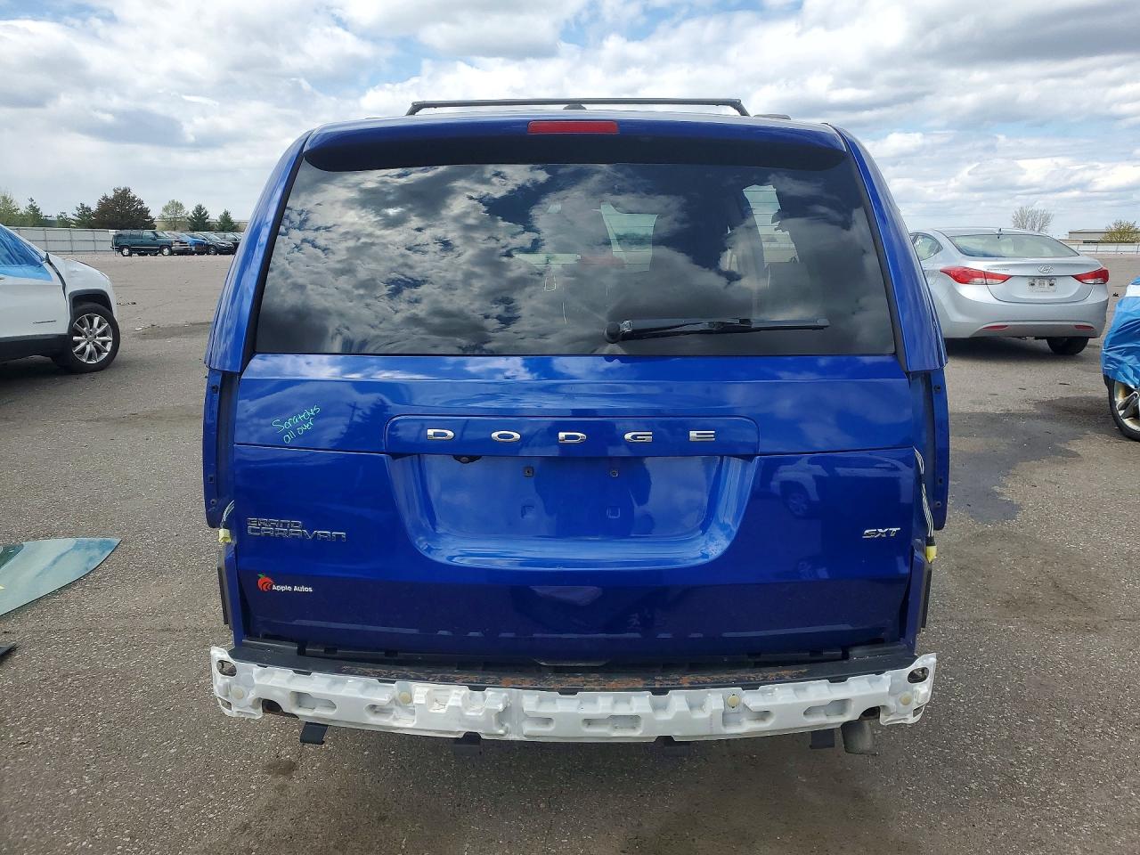 Dodge Caravan Sxt