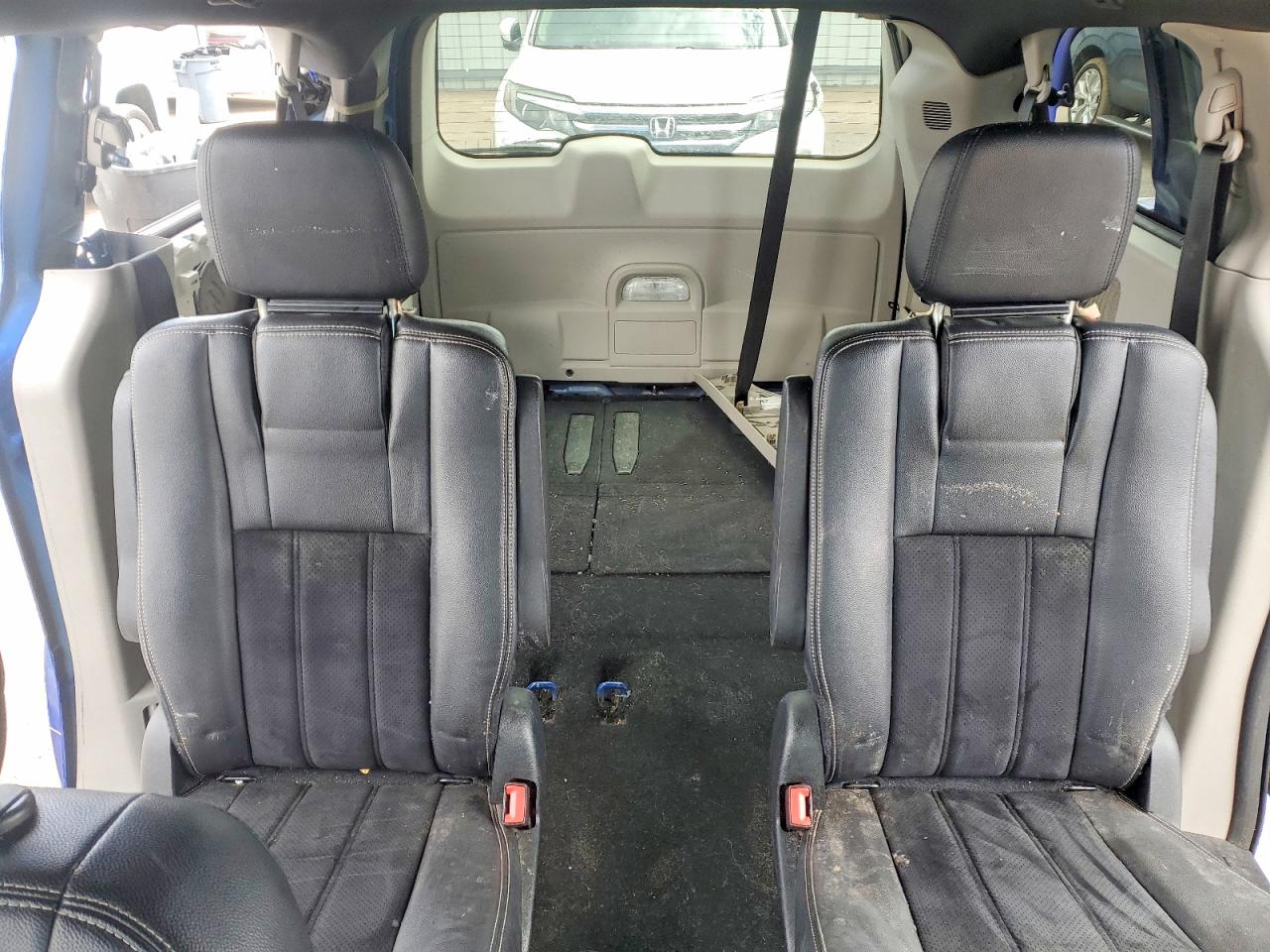 Dodge Caravan Sxt