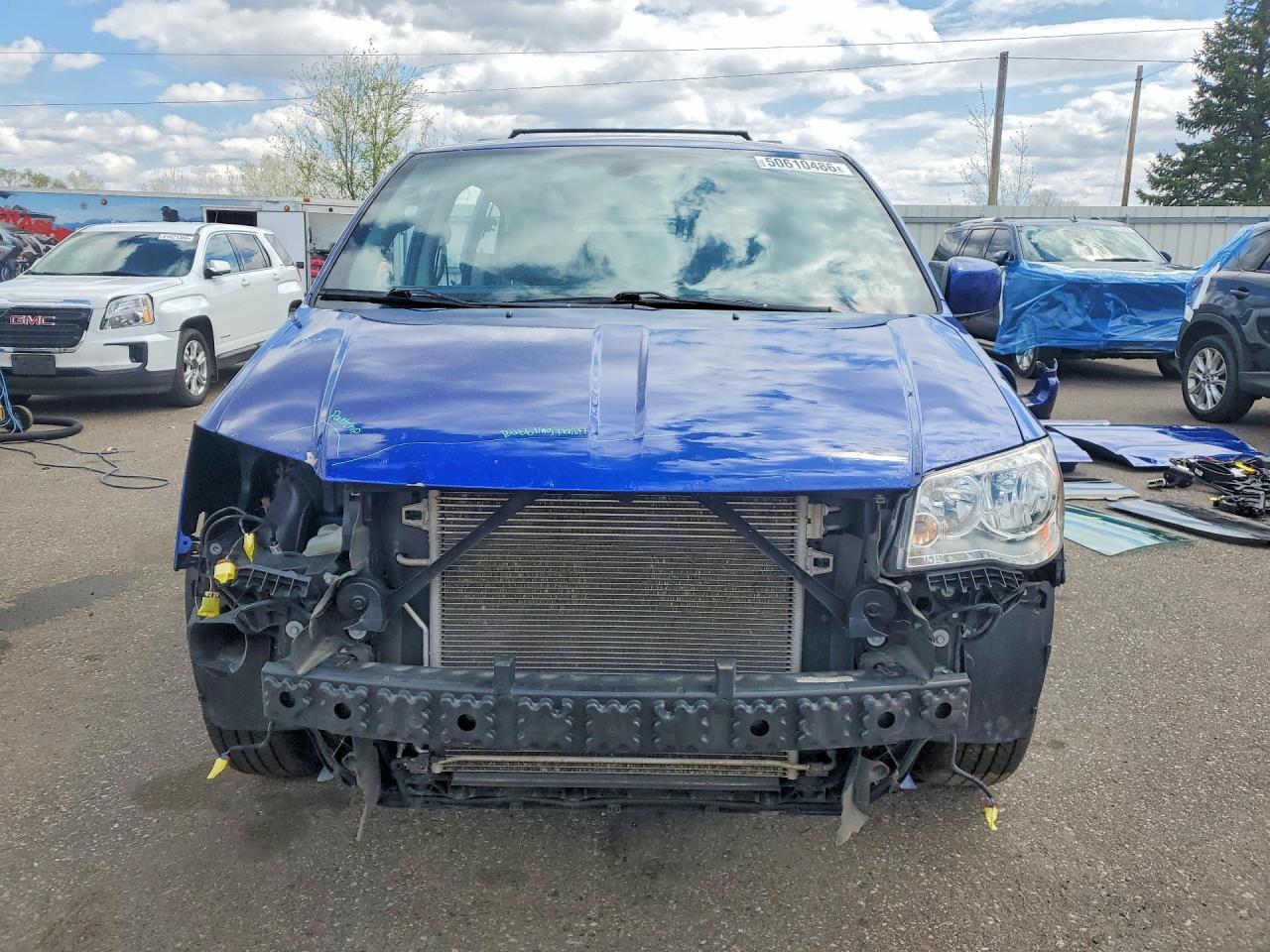 Dodge Caravan Sxt