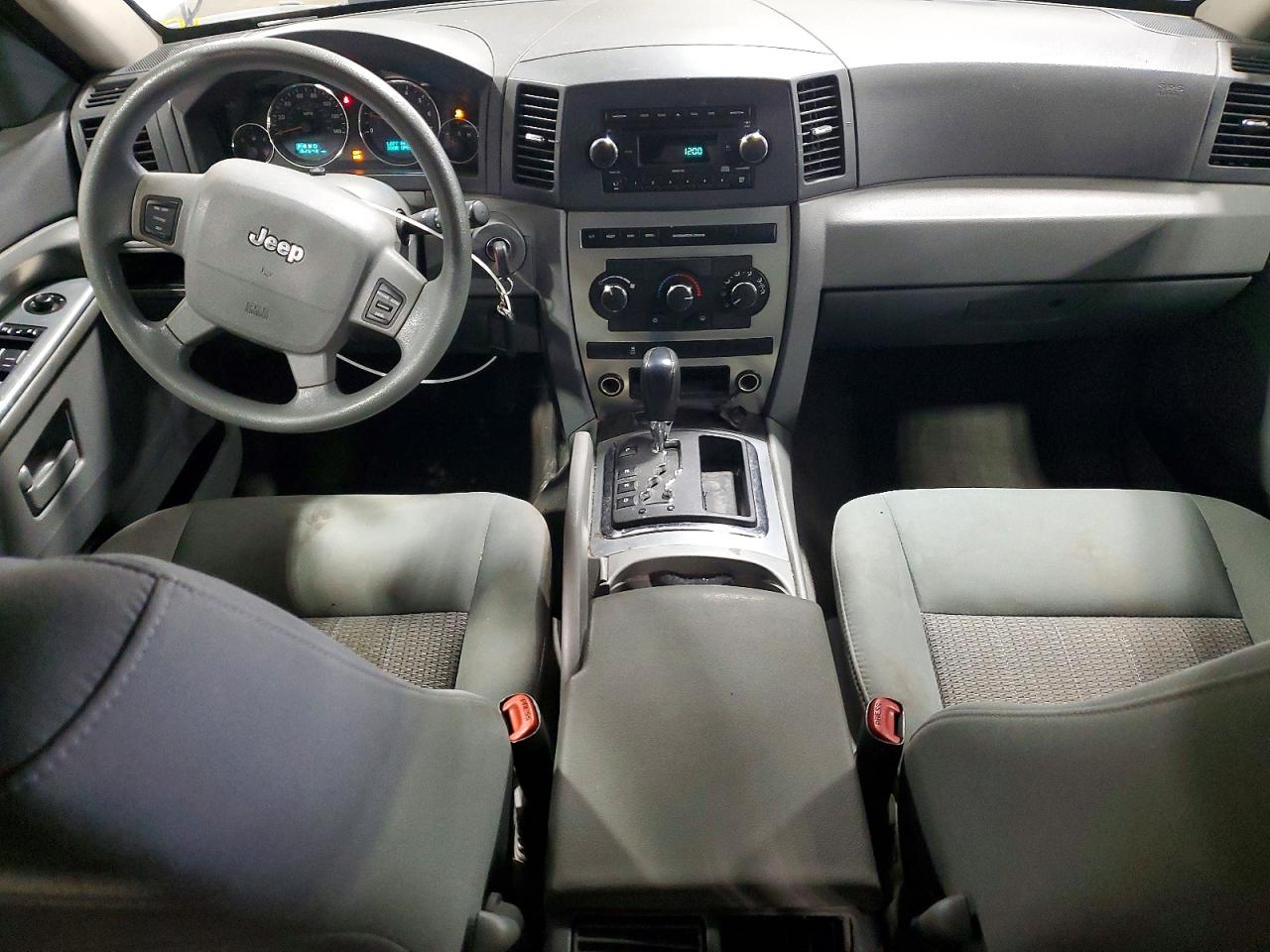 Jeep Grand Cherokee Laredo