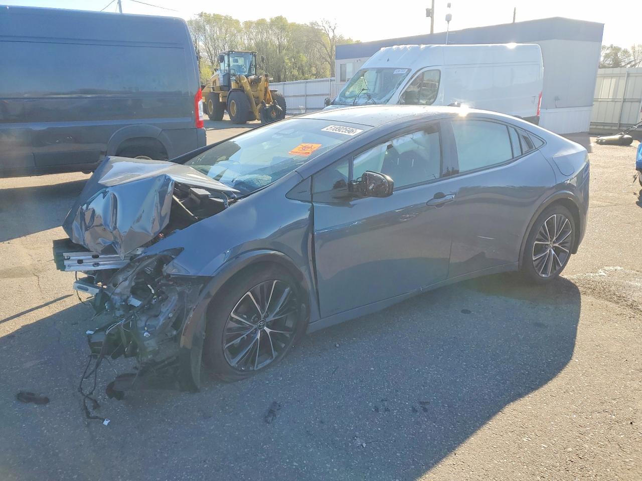 Salvage Toyota Prius Image